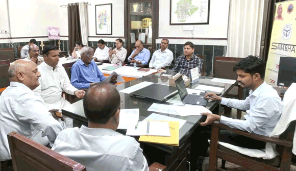 त्यौहारों के दृष्टिगत सफाई व्यवस्था को दुरुस्त रखें: नगरायुक्त