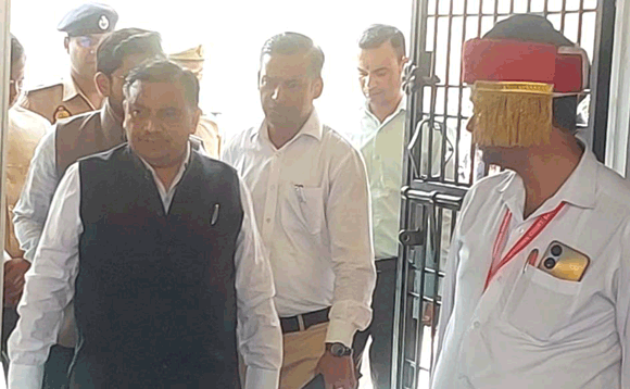 महिला आयोग के निर्देश पर बालिका सुधार गृह का मासिक निरीक्षण,