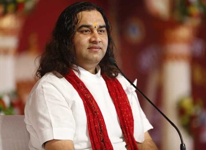 ‘गौ रक्षक को मार दिया…’, फरसा वाले बाबा की मौत पर बोले कथावाचक देवकीनंदन ठाकुर