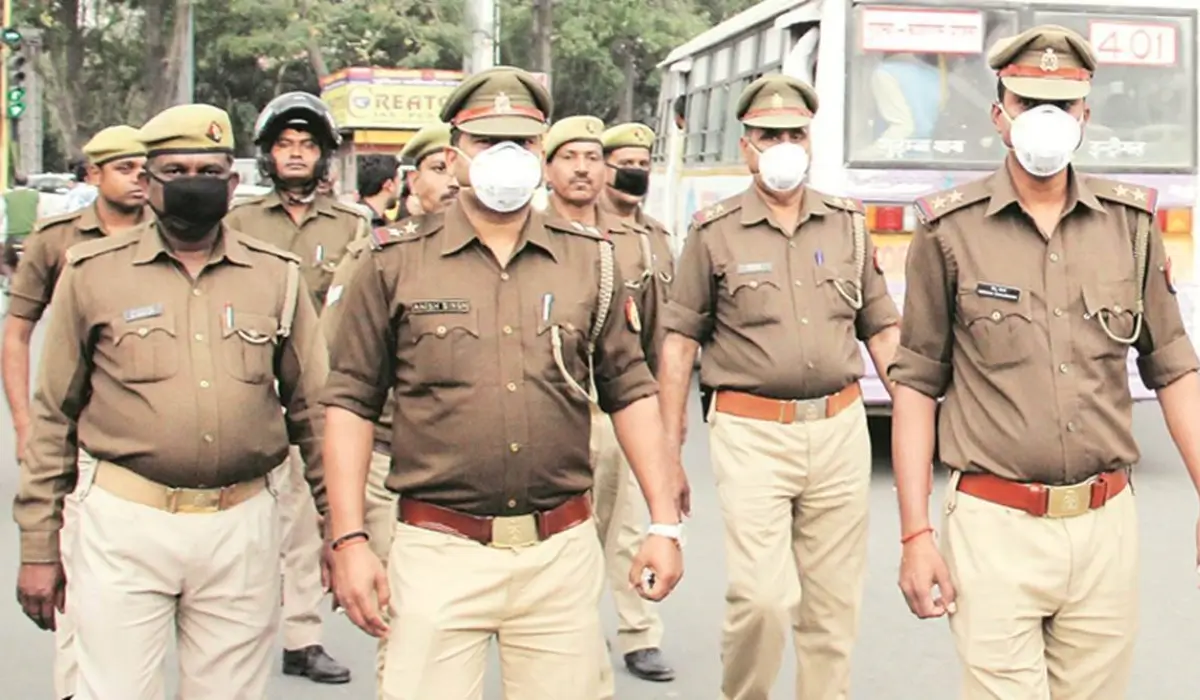 यूपी में सब इंस्पेक्टर भर्ती की लिखित परीक्षा: 1090 केंद्रों पर दो पालियों में एग्जाम, 15 लाख 75 हजार 760 कैंडिडेट शामिल