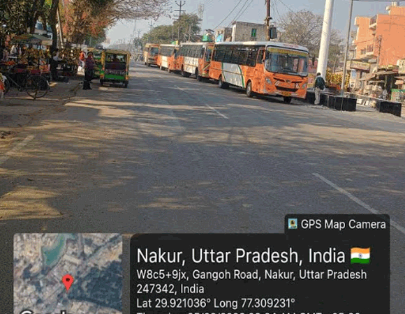 नकुड मे रोडवेज बसो की मनमानी, सुबह को चार चार बसे खडी रहती है सडक पर