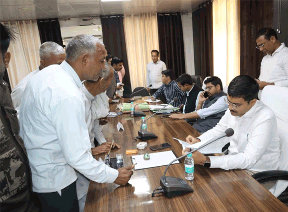 तहसील सदर में आयोजित हुआ सम्पूर्ण समाधान दिवस