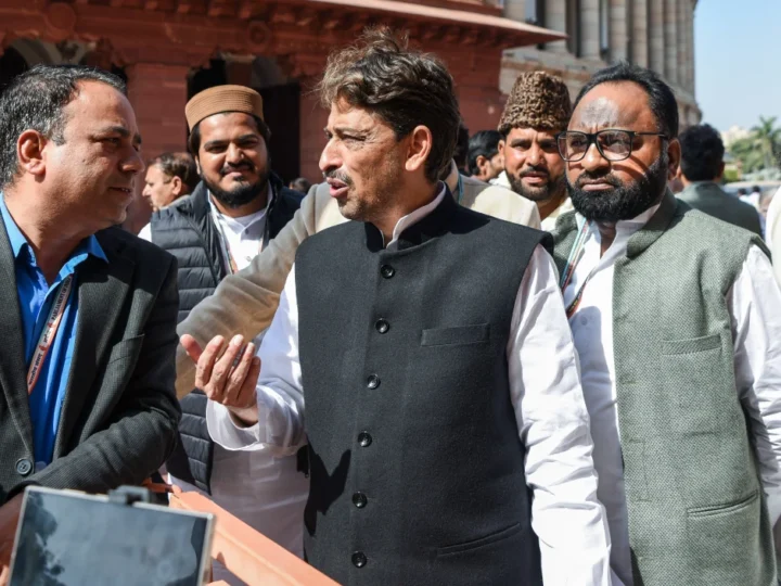 यूपी में अब मीट की दुकानों पर सियासत! आमने सामने आए योगी के मंत्री संजय निषाद और सांसद इमरान मसूद