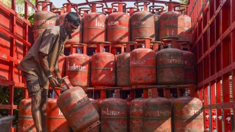 सबसे पहले LPG, CNG, PNG की जरूरतें होंगी पूरी, सरकार ने प्राथमिकता सूची में किया बदलाव
