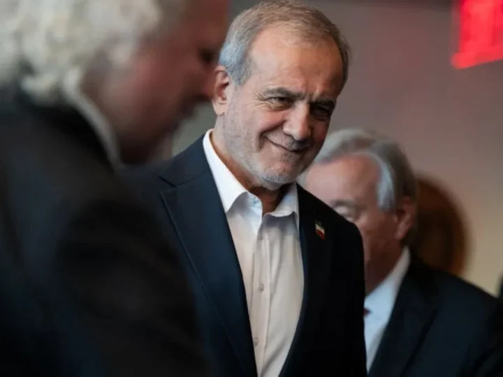 ईद पर ईरानी राष्ट्रपति ने दिया मुस्लिम देशों को पैगाम, “आप हमारे भाई और पड़ोसी हैं, आपसे हमारा कोई विवाद नहीं”