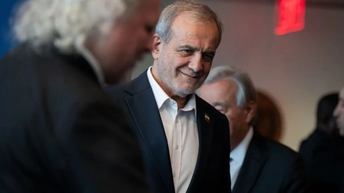 ईद पर ईरानी राष्ट्रपति ने दिया मुस्लिम देशों को पैगाम, “आप हमारे भाई और पड़ोसी हैं, आपसे हमारा कोई विवाद नहीं”