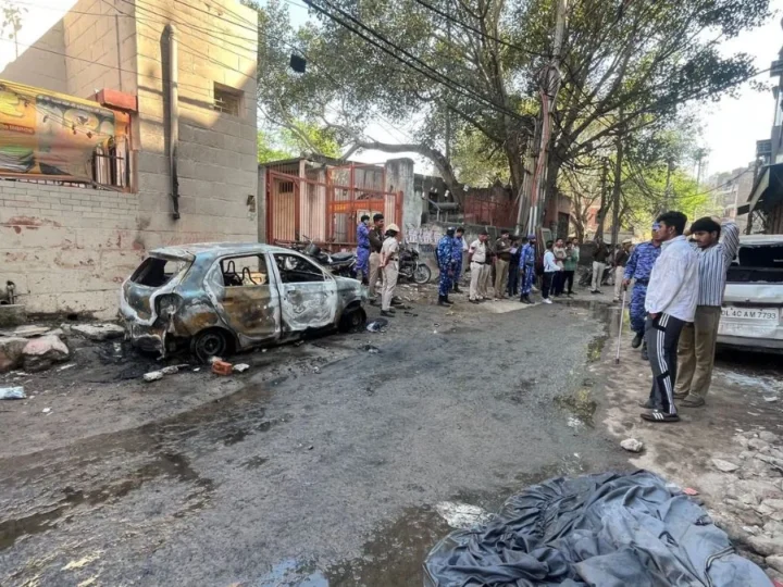 उत्तम नगर हत्याकांड में बड़ा एक्शन! पुलिस ने 3 महिलाओं को हिरासत में लिया, पूछताछ शुरू