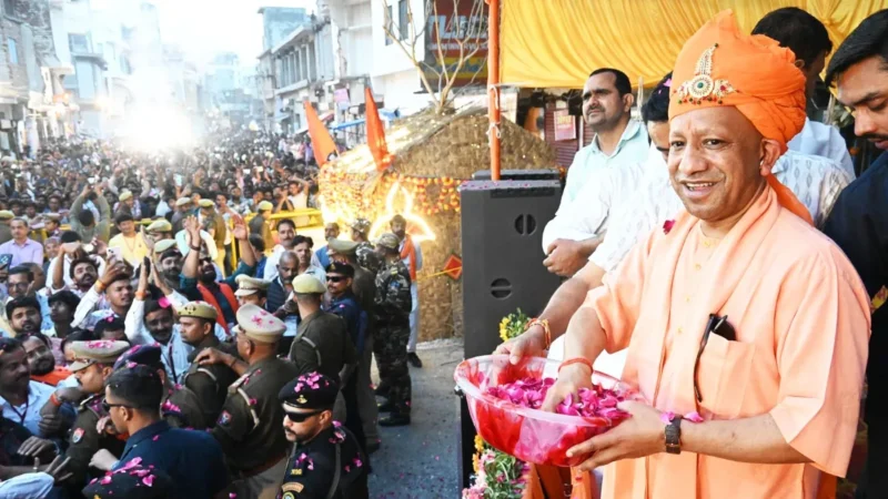 ‘रवि किशन नाच-गाकर पैसा कमा लेंगे, जब आपकी समृद्धि होगी तभी बाबा के पास कुछ आएगा’, गोरखपुर में बोले सीएम योगी