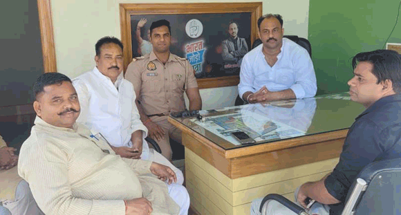 पुतला दहन की घोषणा पर कांग्रेस नेताओं को किया हाउस अरेस्ट