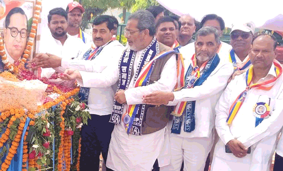 जागृति फाउंडेशन ट्रस्ट ने मनाया डा. अम्बेडकर की 135वां जन्मदिवस