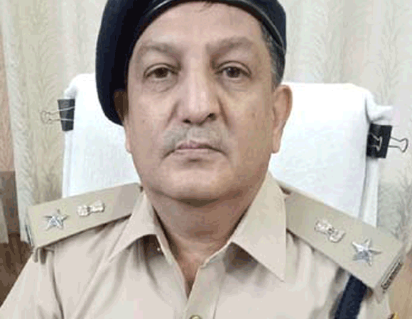 अंतराज्यीय चैकपोस्टों पर पैनी नजर रखें आबकारी अधिकारी: उप आबकारी आयुक्त