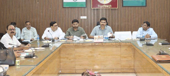 स्कूली वाहनों की सुरक्षा पर सख्त हुआ प्रशासन, 15 अप्रैल तक फिटनेस जांच अनिवार्य