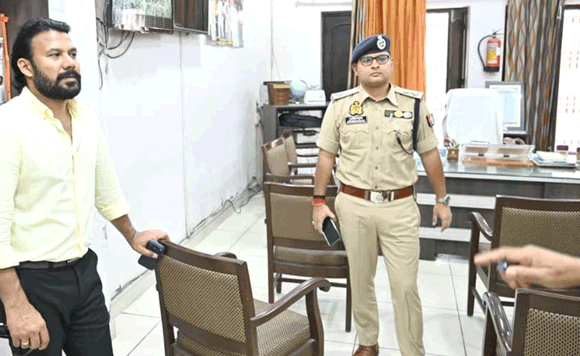 होमगार्ड भर्ती परीक्षा की तैयारियों का डीएम-एसएसपी ने किया संयुक्त निरीक्षण