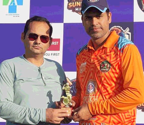 सहारनपुर एवेंजर्स की रोमांचक जीत, थंडर को 4 विकेट से हराया