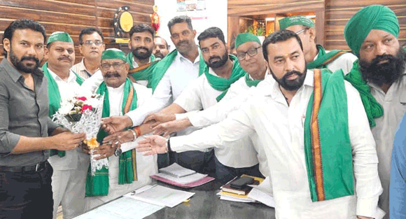 नागल में फ्लाईओवर निर्माण व गन्ना भुगतान को लेकर भाकियू रक्षक का ज्ञापन