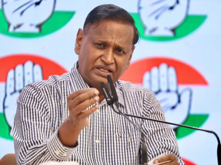 अरविंद केजरीवाल पर कांग्रेस नेता का बड़ा निशाना- ‘हर मामले में खुद ही जज बनना चाहते हैं’