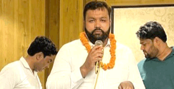 फार्मासिस्ट की अनिवार्यता खत्म करने के प्रस्ताव पर तीखा विरोध