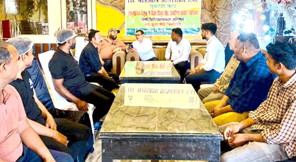 होटल व वैंकट हॉल संचालकों को जागरुक कर रहा निगम