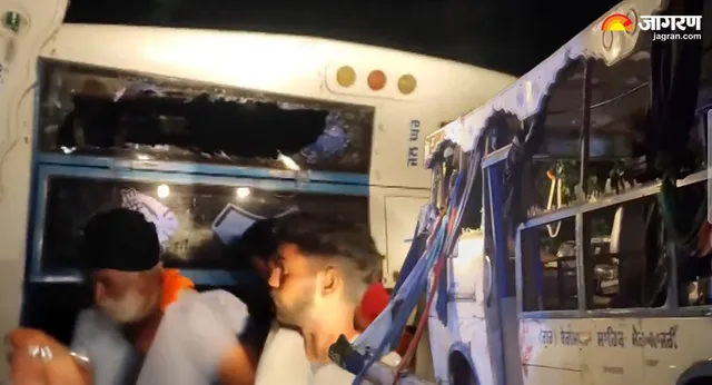 पंजाब: फतेहगढ़ साहिब में श्रद्धालुओं से भरी बस पलटी, 6 की मौत और 25 से ज्यादा घायल