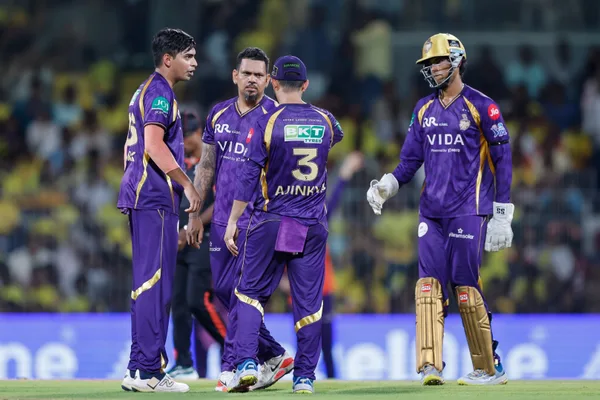 7 मैच में एक जीत, फिर भी प्लेऑफ में पहुंच सकती है कोलकाता नाइट राइडर्स? जानें समीकरण