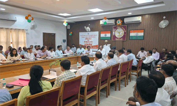 अधिकारी सूचना का अधिकार अधिनियम का अच्छे से करें अध्ययन