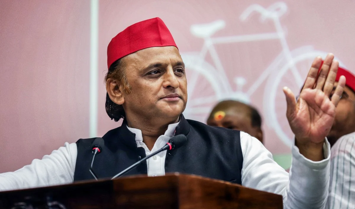 लखनऊ से अखिलेश यादव का भाजपा पर बड़ा हमला, बोले- सरकार के खिलाफ उठने वाली हर आवाज दबाई जा रही