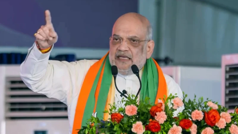 असम रैली में गरजे अमित शाह, बोले- Rahul Baba सुन लें, घुसपैठियों का गढ़ नहीं बनने देंगे