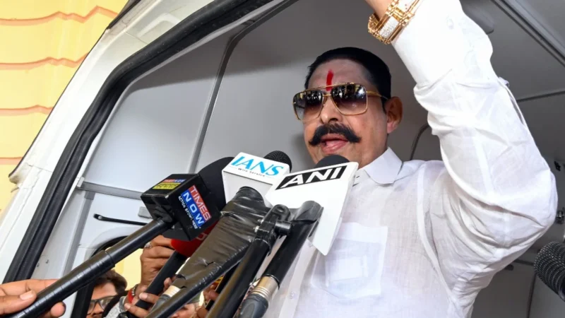 पप्पू यादव पागल हो गए हैं, उनकी पत्नी भी नेता हैं… पूर्णिया सांसद के बयान पर अनंत सिंह का पलटवार