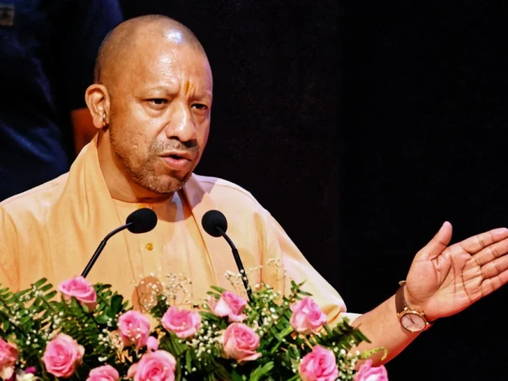 मुख्यमंत्री योगी आदित्यनाथ का SP पर तीखा हमला, उनकी सरकार में नकल माफिया को मिलता था बढ़ावा