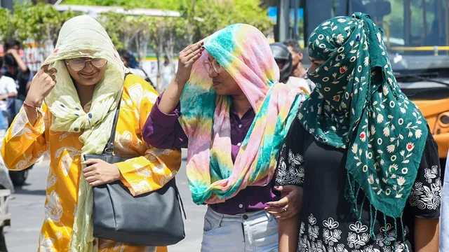 दिल्ली-यूपी में गर्मी का प्रचंड रूप: 40°C पार पहुंचा पारा, IMD ने 12 राज्यों में आंधी-बारिश का अलर्ट किया जारी