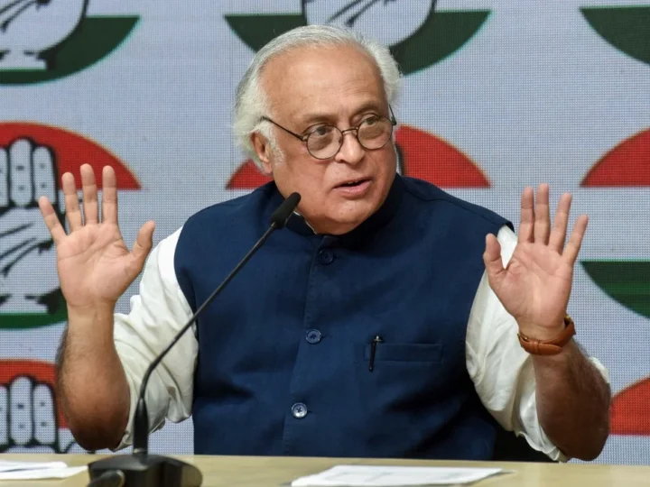 पवन खेड़ा के घर Police भेजने पर भड़के जयराम रमेश, बोले- CM Himanta परेशान और डरे हुए हैं