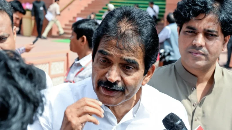 पवन खेड़ा पर Action को Congress ने बताया Witch-Hunt, Venugopal बोले- यह Revenge Politics है