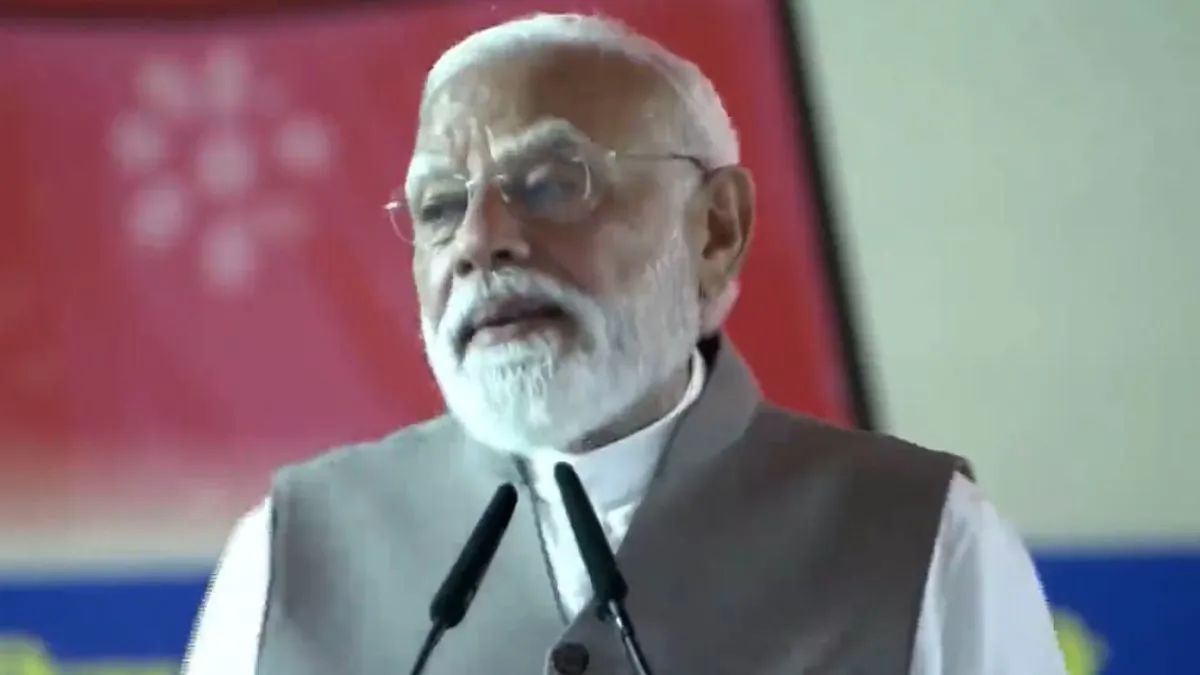 महिला सम्मेलन में कांग्रेस और सपा पर जमकर बरसे PM मोदी, कहा- ‘मातृ शक्ति से आशीर्वाद लेने आया हूं’