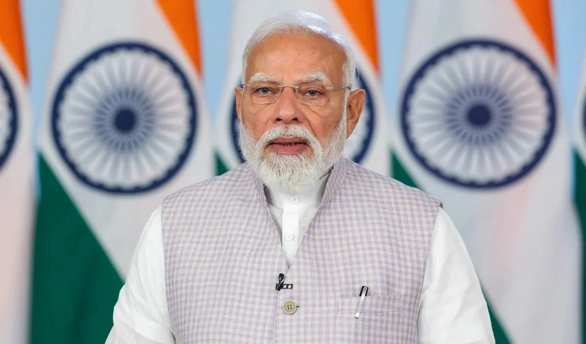 गंगा एक्सप्रेसवे और नई ट्रेनों से बदलेगी प्रदेश की तस्वीर, देंगे हज़ारों करोड़ की सौगात