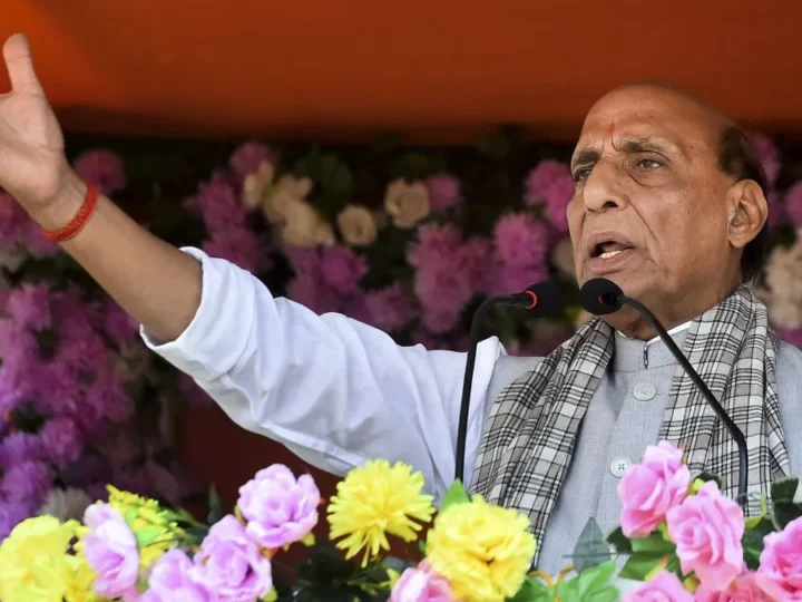 ‘बंगाल की ओर नजर उठाई तो कड़ा जवाब मिलेगा’, राजनाथ सिंह का पाकिस्तान को सीधा संदेश