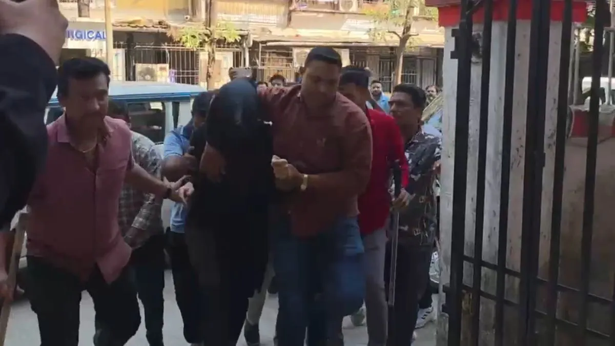 धर्म पूछा, कलमा पढ़ने को कहा.. इनकार करने पर सिक्योरिटी गार्ड्स पर चाकू से हमला, मुंबई के मीरा रोड में मचा हड़कंप