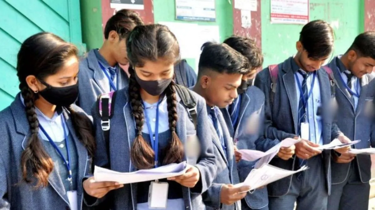 यूपी बोर्ड 10वीं में कशिश वर्मा और अंशिका वर्मा, 12वीं में शिखा वर्मा ने किया टॉप, देखें टॉपर्स लिस्ट