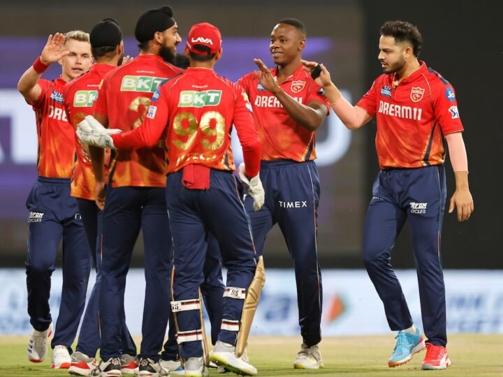 पंजाब की लगातार तीसरी हार, काम नहीं आया कूपर कोनोली का तूफान, SRH प्लेऑफ के करीब