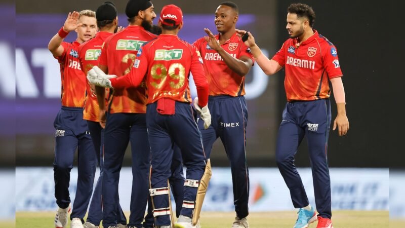 पंजाब की लगातार तीसरी हार, काम नहीं आया कूपर कोनोली का तूफान, SRH प्लेऑफ के करीब