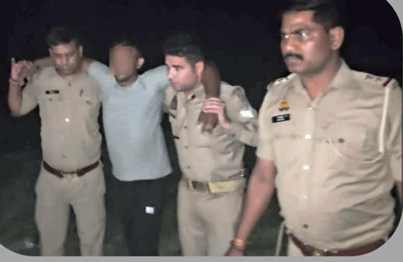 मुठभेड़ में इनामी घायल समेत दो शातिर गौकश गिरफ्तार