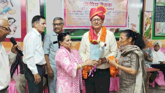 सीनियर सिटीजंस वैल्फेयर सोसाईटी में नवनियुक्त राष्ट्रीय अध्यक्ष का भव्य स्वागत
