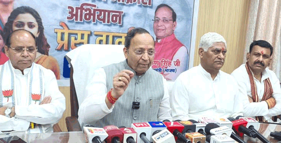 महिला आरक्षण बिल को लेकर विपक्षी दलों पर दोहरा चरित्र अपनाया: अरूण सिंह