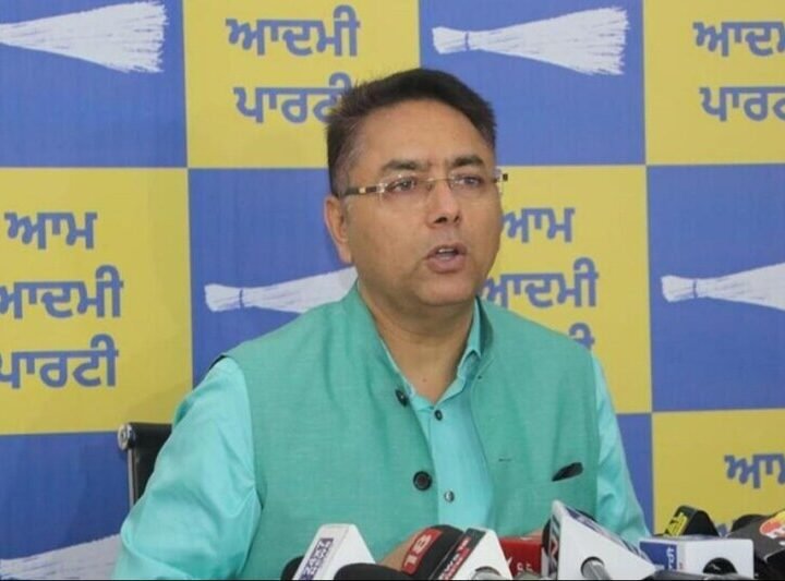 ‘ये दुर्भाग्यपूर्ण…’, पंजाब विधानसभा में कांग्रेस की CM मान के डोप टेस्ट वाली मांग पर AAP की प्रतिक्रिया