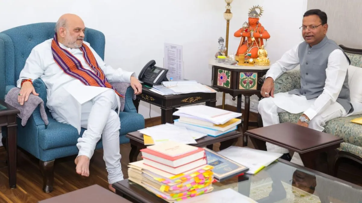 यूपी सरकार में विभागों का बंटवारा अब तक नहीं, BJP चीफ की नई टीम पर मंथन शुरू! गृह मंत्री से होगी पंकज चौधरी की मुलाकात?