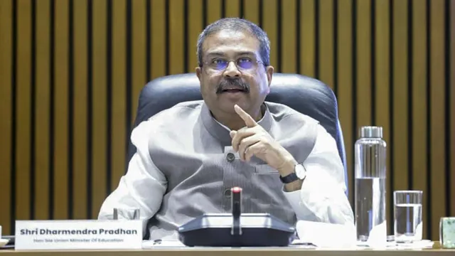 NEET एग्जाम से पहले धर्मेंद्र प्रधान की हाई लेवल मीटिंग, अधिकारियों को दिए निर्देश