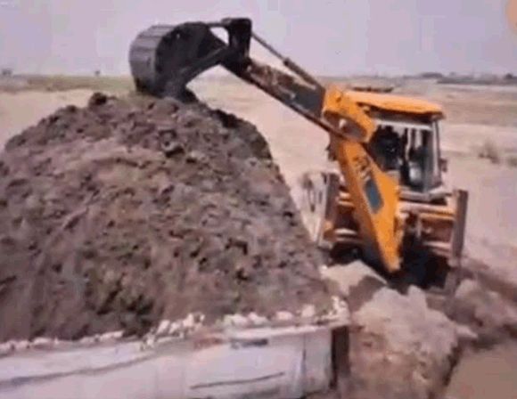 नकुड मे अवैध खनन जारी, किसानों ने अवैध खनन रोकने की मांग की