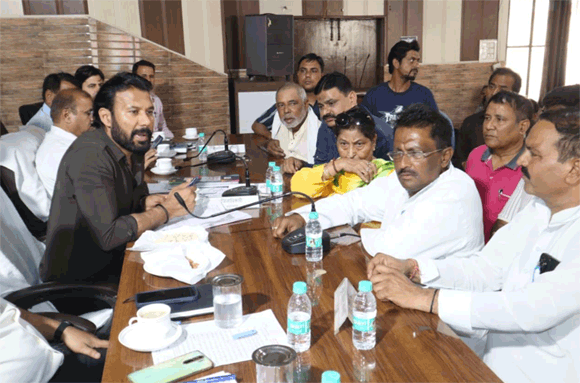 जिलाधिकारी की अध्यक्षता में तहसील देवबन्द में सम्पूर्ण समाधान दिवस सम्पन्न