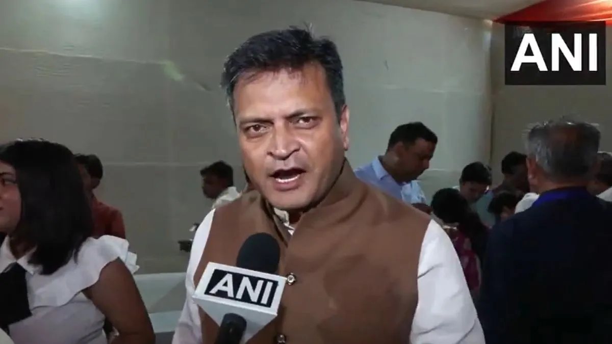 “गई ममता, गया गोगोई, गया स्टालिनवाद, भारत में अब टूट के चलेगा मोदी का राष्ट्रवाद” बोले BJP के राष्ट्रीय प्रवक्ता