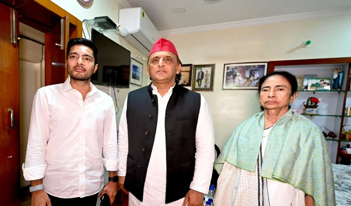 ‘Didi आप हारी नहीं’, ममता बनर्जी को हौसला देकर बोले अखिलेश यादव, BJP के खिलाफ लड़ाई रहेगी जारी