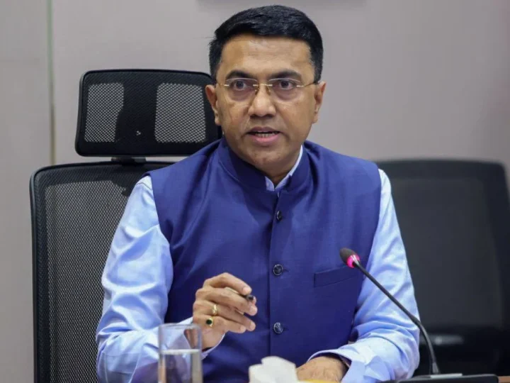 गोवा और दिल्ली सरकार ने सरकारी खर्च पर लोक सेवकों की विदेश यात्राओं पर लगाया पूर्ण प्रतिबंध
